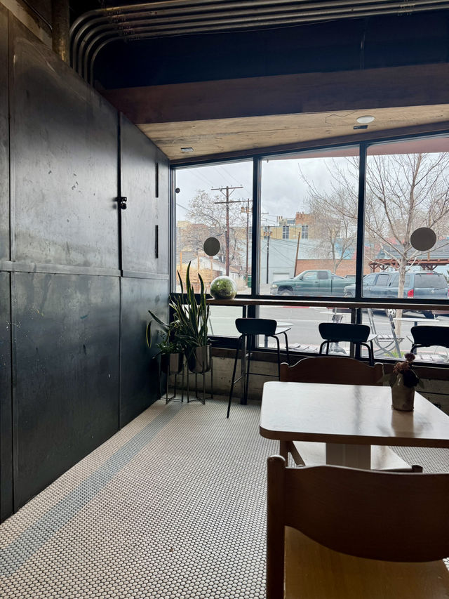 美國內華達州Reno 必去咖啡廳：Perenn Midtown咖啡廳