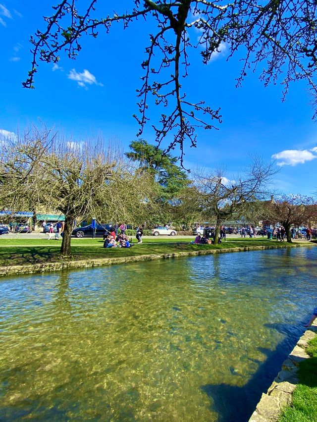 The Venice of the Cotswolds, UK 🇬🇧 