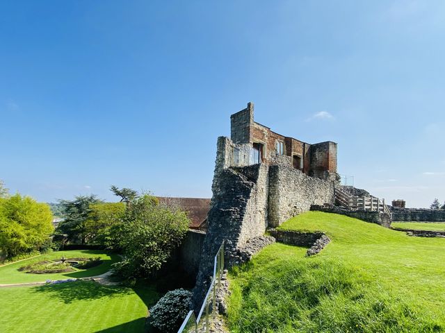 Farnham Castle,  🏴󠁧󠁢󠁥󠁮󠁧󠁿 