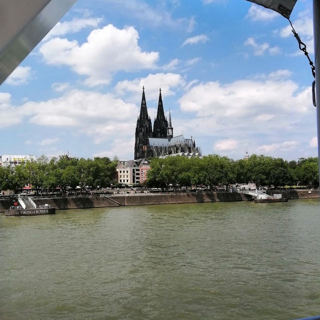 Relaxing on the Rhine