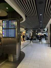 【英國蓋特威克機場 Gatwick Airport 首次參觀！】