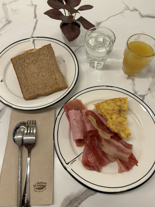 Simple but comfortable stay at ibis Styles Madrid Centro Maravillas