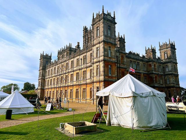 🏰✨ A Must for Downton Abbey Fans! 🎩🌸