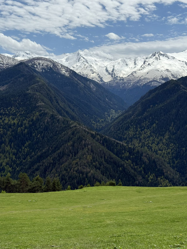 can’t afford the Dolomites? try Svaneti instead 🏔️🇬🇪