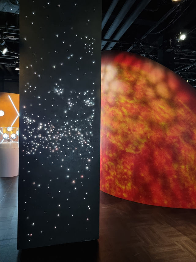 Thing to do in Montreal: The Planetarium (close to the former olympic stadium)