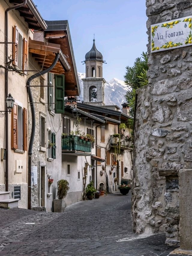 🌿 Limone sul Garda: A Lakeside Haven of Lemons and Timeless Views 🇮🇹✨
