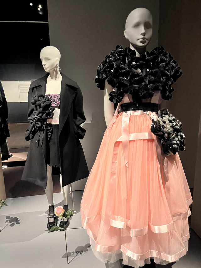 👗ファッションの歴史と今を体感|MoMu Fashion Museum Antwerp(モード美術館) 👗ファッションの歴史と今を体感|MoMu Fashion Museum Antwerp(モード美術館)