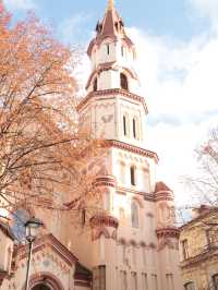 ヴィリニュスで可愛い教会を巡る1日プラン