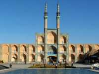 Amir Chakhmaq Complex – A Timeless Masterpiece of Yazd 🕌✨