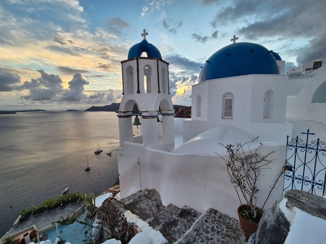 🌅 Oia: The Sunset Capital of the World That Everyone Dreams Of ✨ 🌅 Oia: The Sunset Capital of the World That Everyone Dreams Of ✨