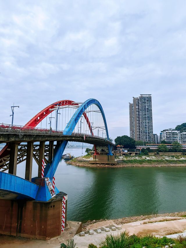 “三江總匯”梧州市