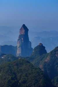 我在成年後，終於見到了學生時代課本上的天姥山-神仙居