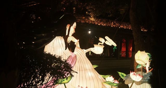 除了人多，美的不似凡間