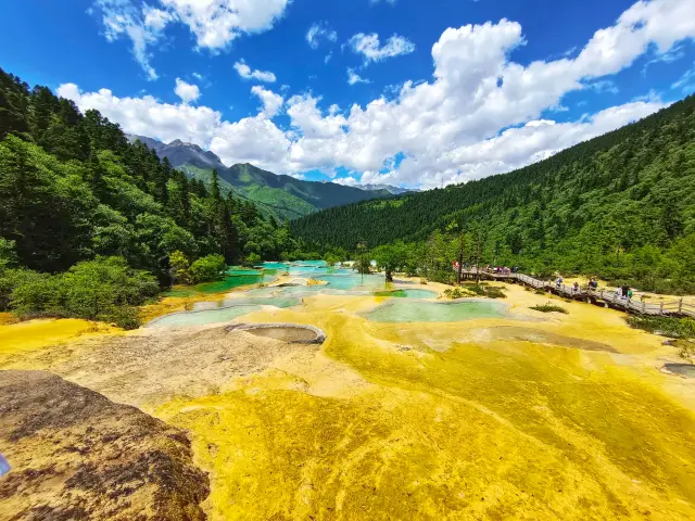 The Fairyland of Huanglong in Sichuan's Aba