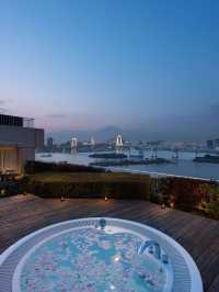 🌆 Tokyo's Top Stay: Hilton Odaiba's Bay Views & Bliss 🏨
