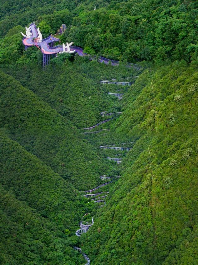 紫龍峽玻璃漂流丨天子地夢幻樂園的空中漂流