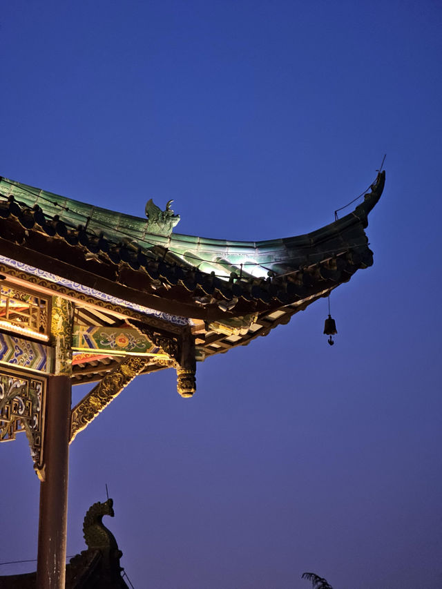 重慶鴻恩寺｜令人驚艷的一刻。