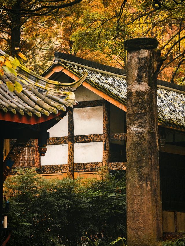 都江堰靈岩寺。