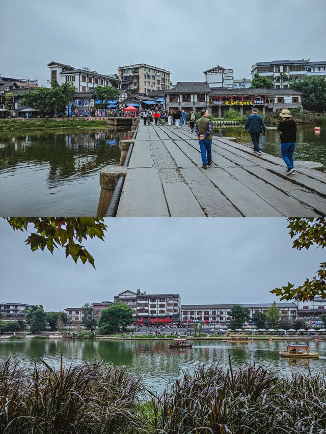 峨眉山最美湖景溫泉，還能眺望峨眉山金頂。