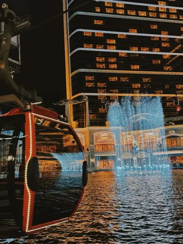 永利皇宮纜車：20:00 我心永恆音樂夢幻世界