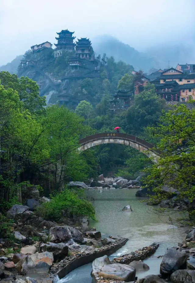 Holiday Travel Hotspot: Wangxian Valley, Shangrao