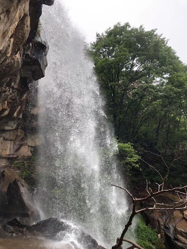 連雲港｜蘇北私藏的「人間仙境」，山海治癒力滿分的寶藏小城！