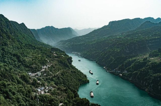 奢華三峽遊輪之旅，專屬導遊包車暢遊重慶