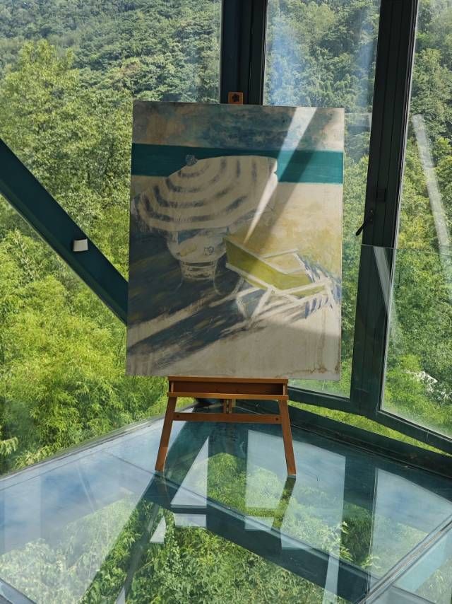 山林為幕，書香作伴——山間酒店嘅治癒空間密碼