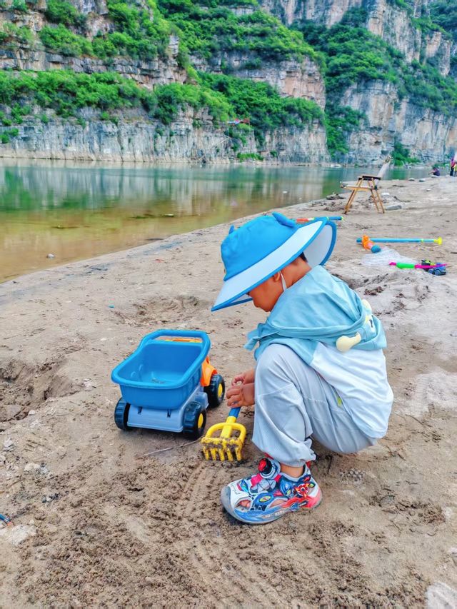 6.7實況挖沙燒烤朔溪，房山溜娃封神啦