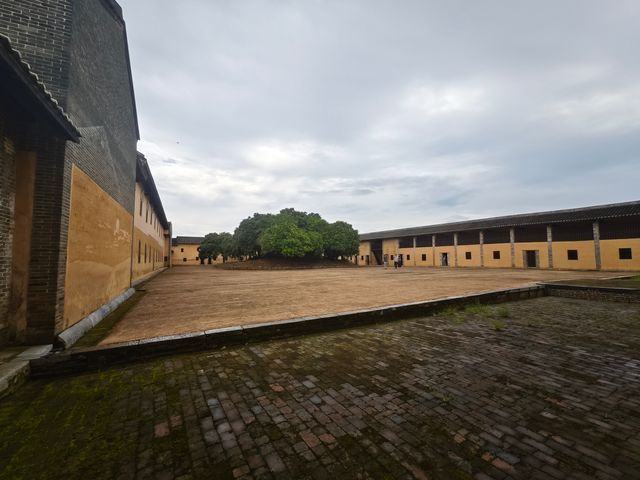 嶺南第一大莊園、廣西最大嘅地主莊園同將軍府邸——黃肇熙莊園