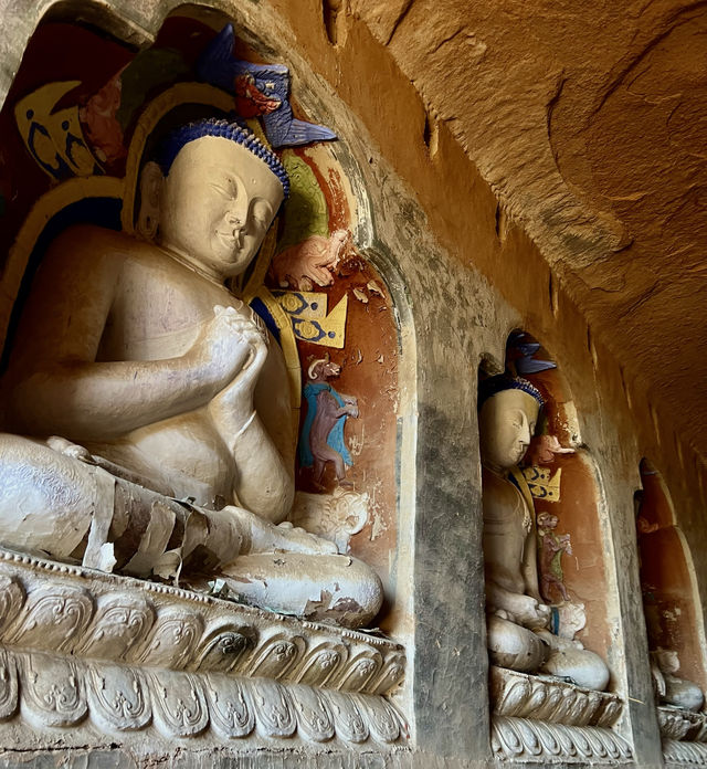 神秘嘅三十三天窟，山體內挖出嘅佛國宮殿