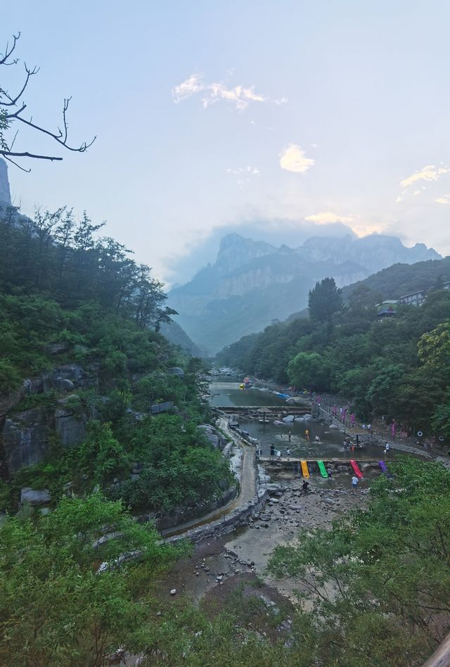 八里溝山水秘境避暑戲水休閒遊