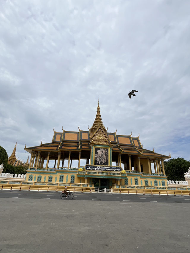 3D2N in Phnom Penh 🇰🇭✨ Where you can find History, Culture & Riverside Vibes in surprise