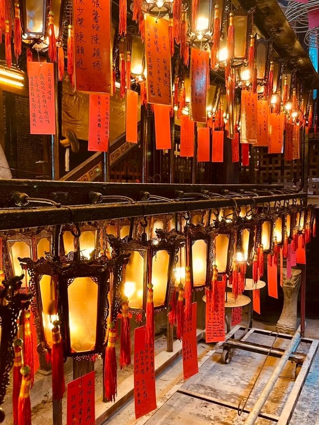 Amazing Hong Kong | Man Mo Temple Amazing Hong Kong | Man Mo Temple