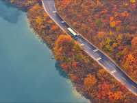 【秋染子房湖｜墜入山水畫裡的治癒時光】