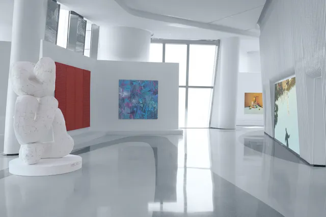 香格納三十周年特展：隙語浮步