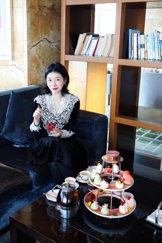 I'm a fan of Nanyuan Global – it has both stunning views and delicious food!