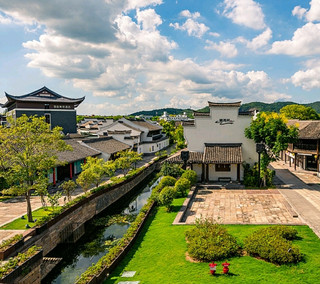 A hidden gem route for National Day in East China! Explore all the gardens and ancient towns in one go
