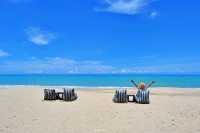 เดินเล่นชิลๆ ริมหาดบางสัก เขาหลัก จ.พังงา