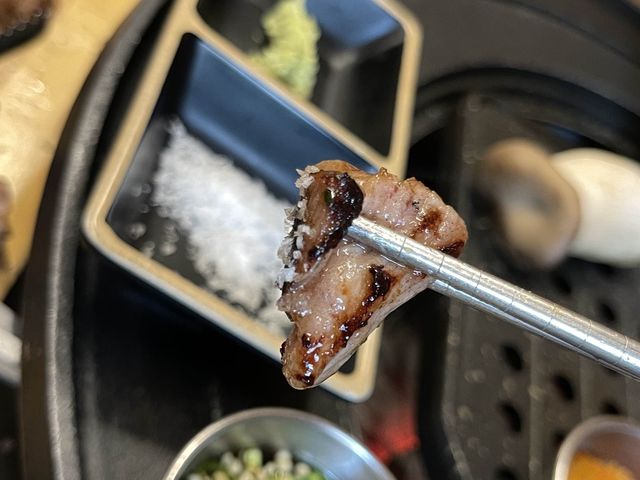 유니크한 부산 온천천고기집 로산가옥 🏠