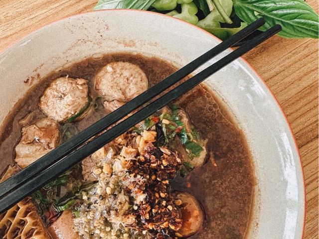 อยากกินก๋วยเตี๋ยวเรือต้องไป ก๋วยเตี๋ยวเรือศิวิลัย✨