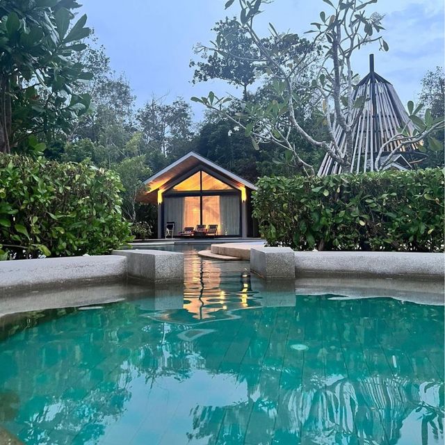 Island Escape by Burasari เกาะมะพร้าวภูเก็ต📍