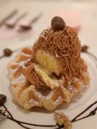 【東京】可愛らしいカフェのクロッフルが絶品！
