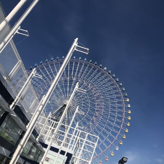 天保山大摩天輪：俯瞰天際刺激無比！🎡🌆🌟