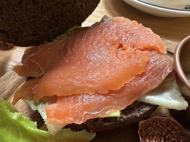 食在西環 | 鬼混 | 推介貝果、咖啡與巴斯克芝士蛋糕 食在西環 | 鬼混 | 推介貝果、咖啡與巴斯克芝士蛋糕