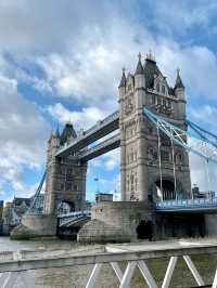 Tower Bridge - Londoners fave landmark 🇬🇧