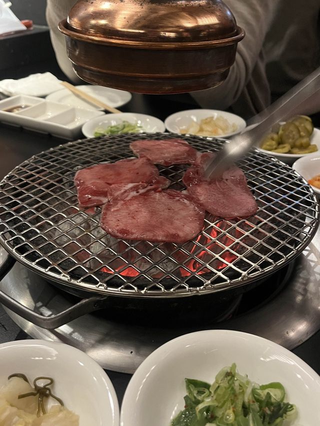 특별한 날을 기념하고 싶다면 경복궁 우직상회에서 소고기 오마카세 즐기기🤍