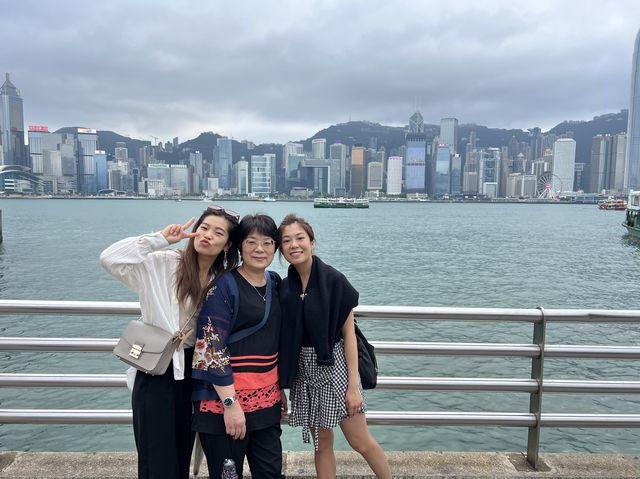 🇭🇰香港很美😍尖沙咀海旁+渡海小輪⛴️雪糕車
