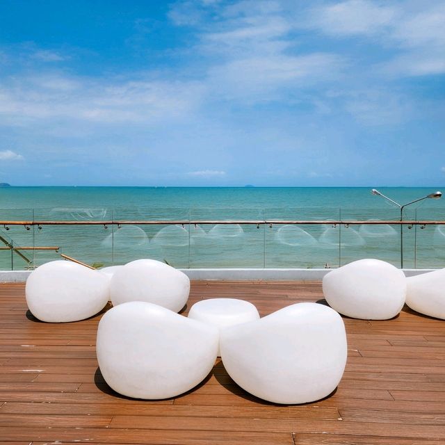 โรงแรม 5 ดาวพัทยา อาหารเช้าอลัง หาดส่วนตัวสวยมาก!
