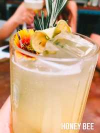 ย้อนเวลาไปคาเฟ่ ณ Wallflowers Cafe